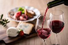 Notre zone d'activité pour ce service Où manger une cuisine faite maison avec des plats savoureux accompagnée de bons vins dans le secteur de Lyon 69002 Presqu'île ?